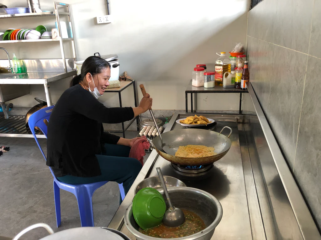 School meal program providing food to children