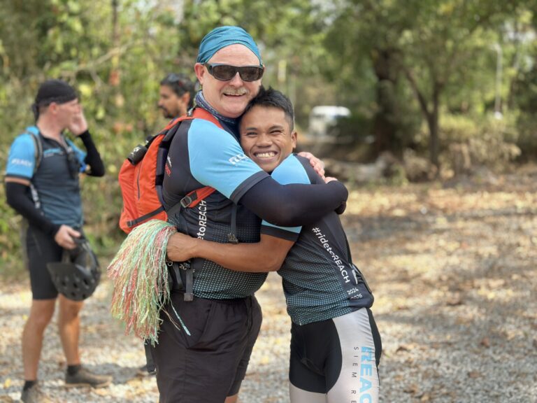 Chris & Sey meeting for the 1st time!